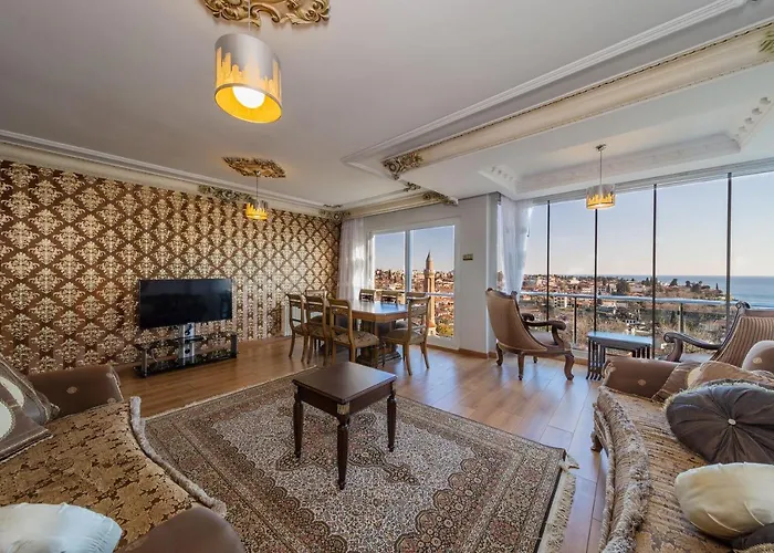 Lovely Flat With Sea View Near In Muratpasa