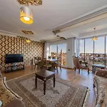 Lovely Flat With Sea View Near In Muratpasa