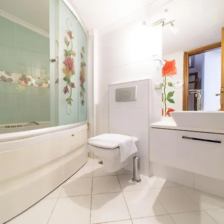 Lovely Flat With Sea View Near In Muratpasa Апартаменты *