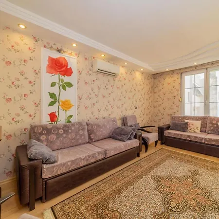 Апартаменты Lovely Flat With Sea View Near In Muratpasa