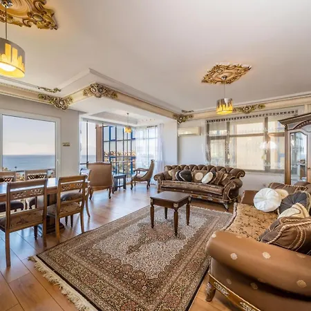 Lovely Flat With Sea View Near In Muratpasa Apartmán