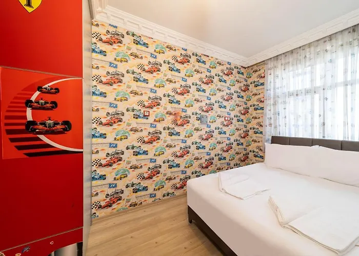 Lovely Flat With Sea View Near In Muratpasa